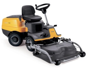 Traktor ogrodowy Stiga Park 300 + Agregat Combi 85MQ